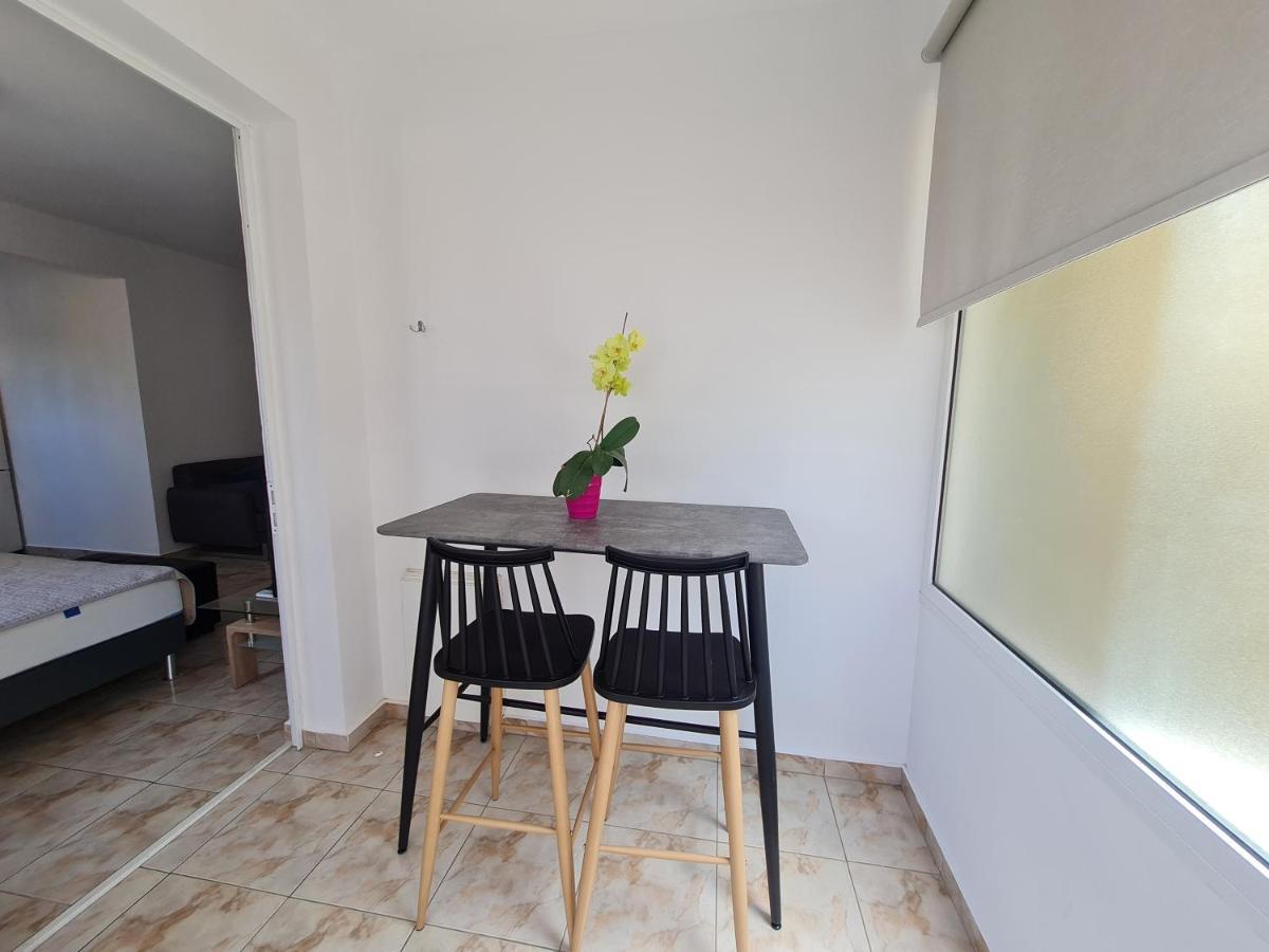 Laertis 2 Complex, Studio Apartment 106 - By Imh Travel & Tours Pafos Exterior foto