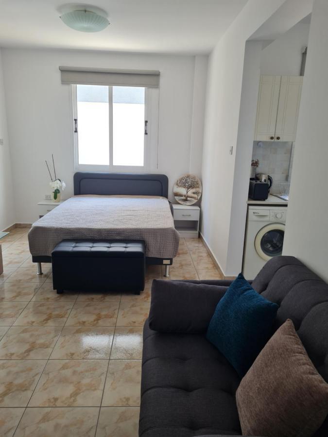 Laertis 2 Complex, Studio Apartment 106 - By Imh Travel & Tours Pafos Exterior foto